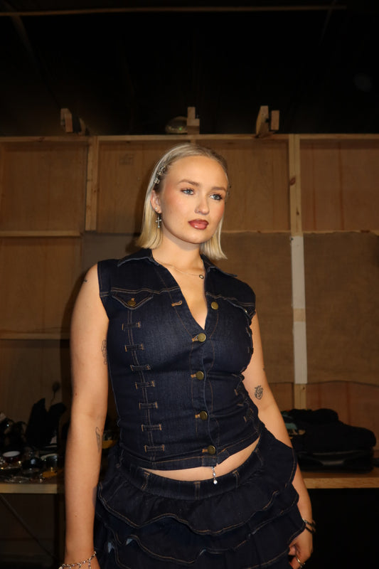 WONDERLAND DENIM TOP